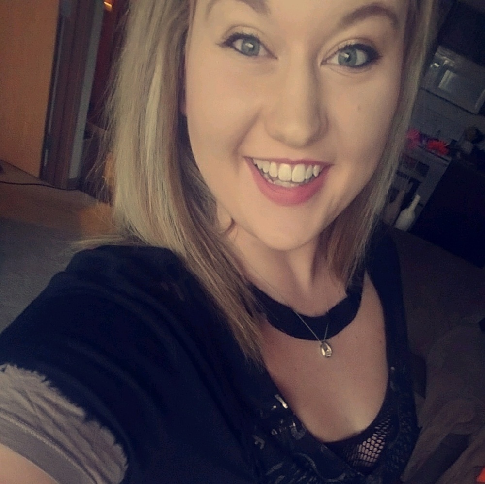 Meet your Posher, Breeanna